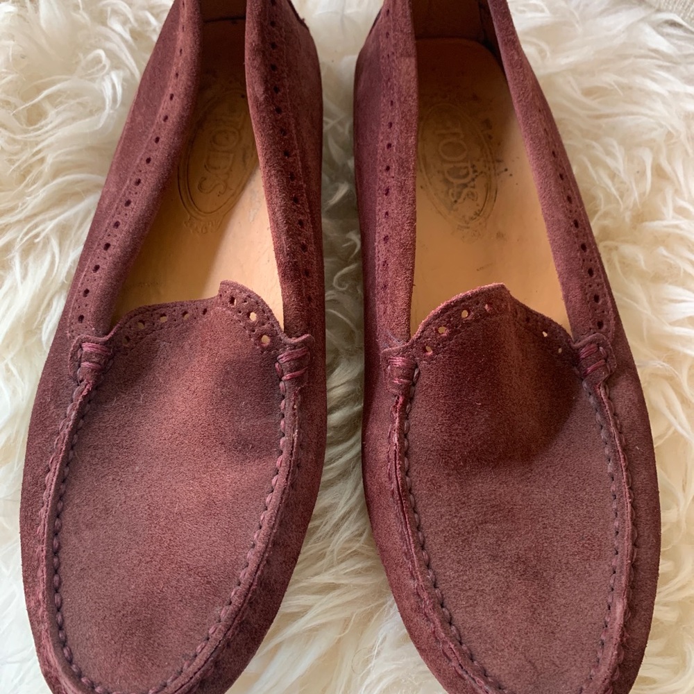 Tod’s driving loafers - heel defect 38